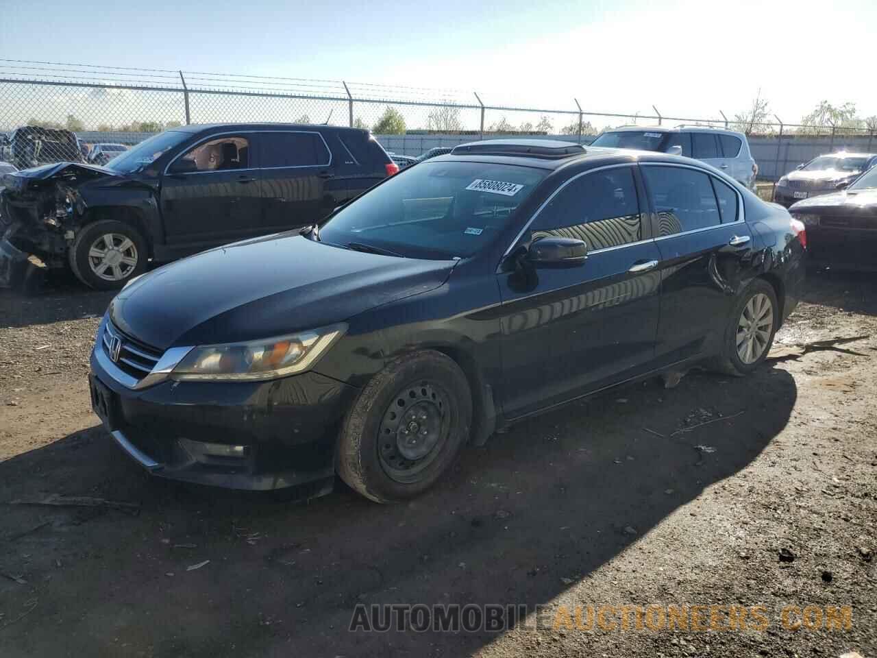 1HGCR3F85EA038814 HONDA ACCORD 2014