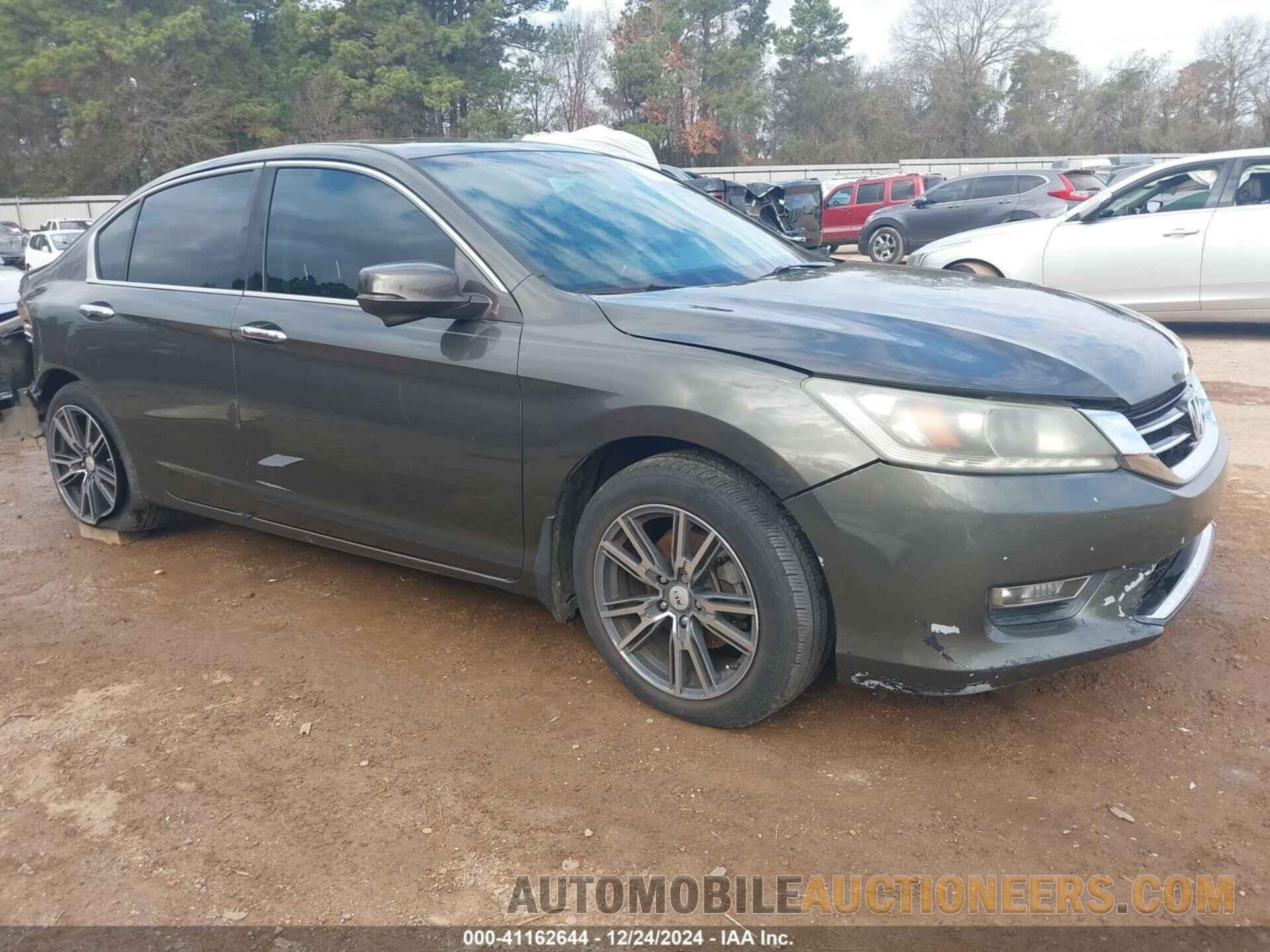 1HGCR3F86DA048203 HONDA ACCORD 2013