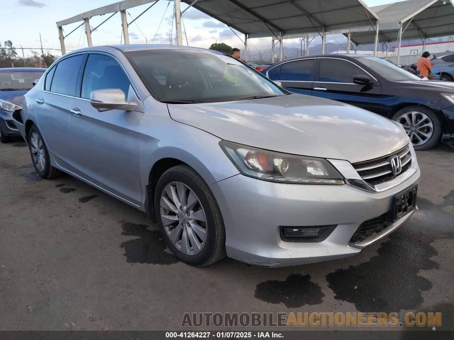 1HGCR3F86EA029202 HONDA ACCORD 2014