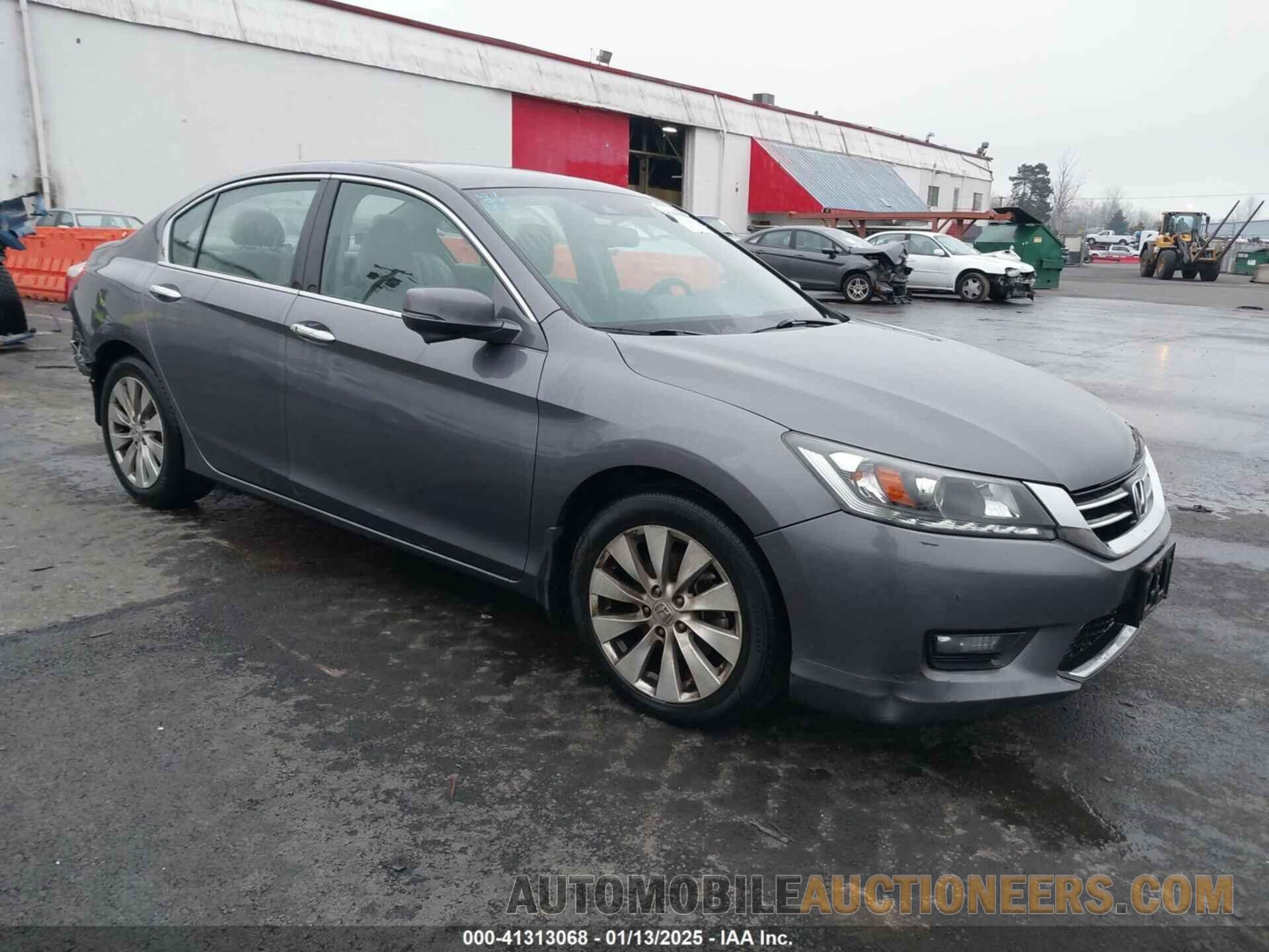 1HGCR3F86FA033106 HONDA ACCORD SEDAN 2015