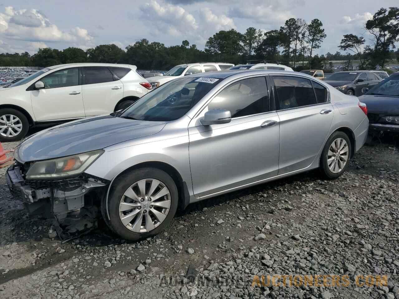 1HGCR3F87DA032897 HONDA ACCORD 2013