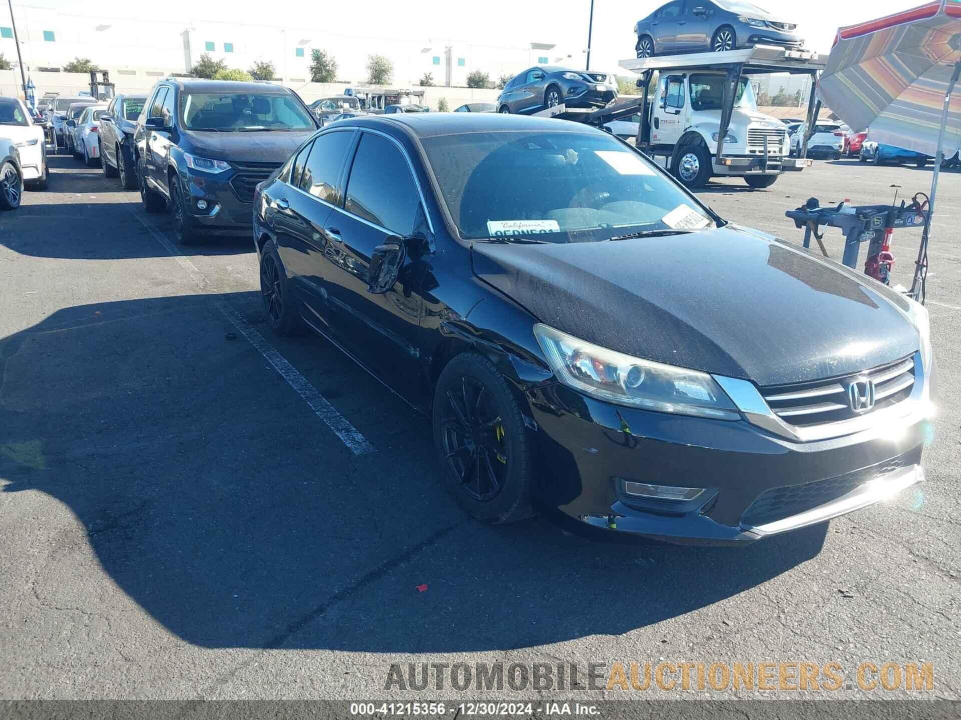 1HGCR3F87DA040028 HONDA ACCORD 2013