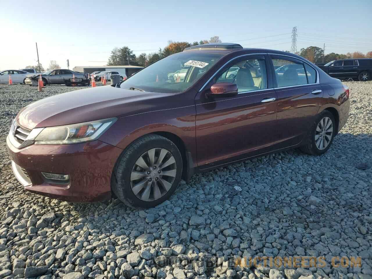 1HGCR3F87DA042331 HONDA ACCORD 2013