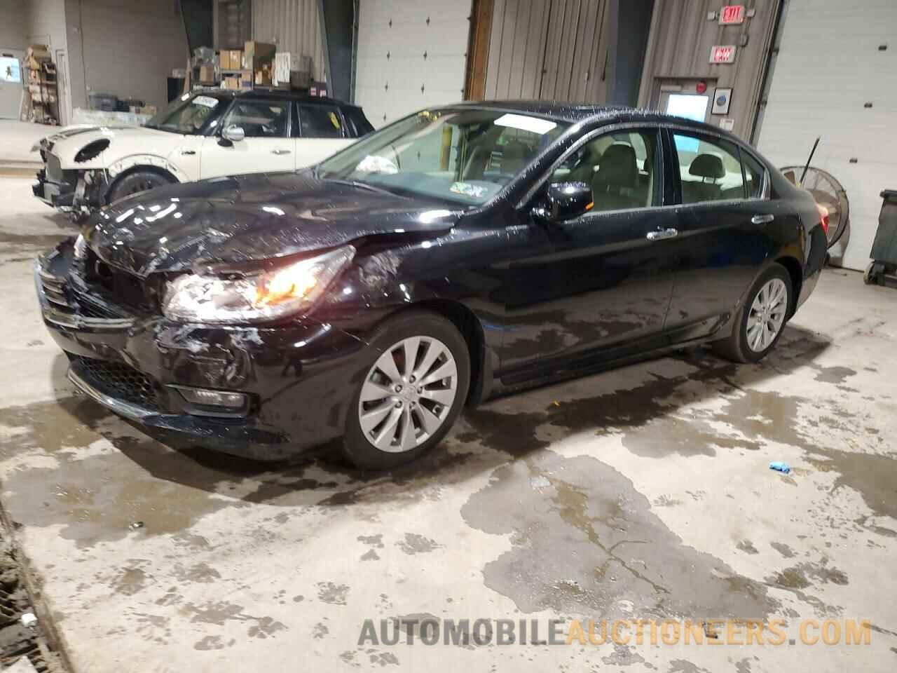 1HGCR3F87EA009606 HONDA ACCORD 2014