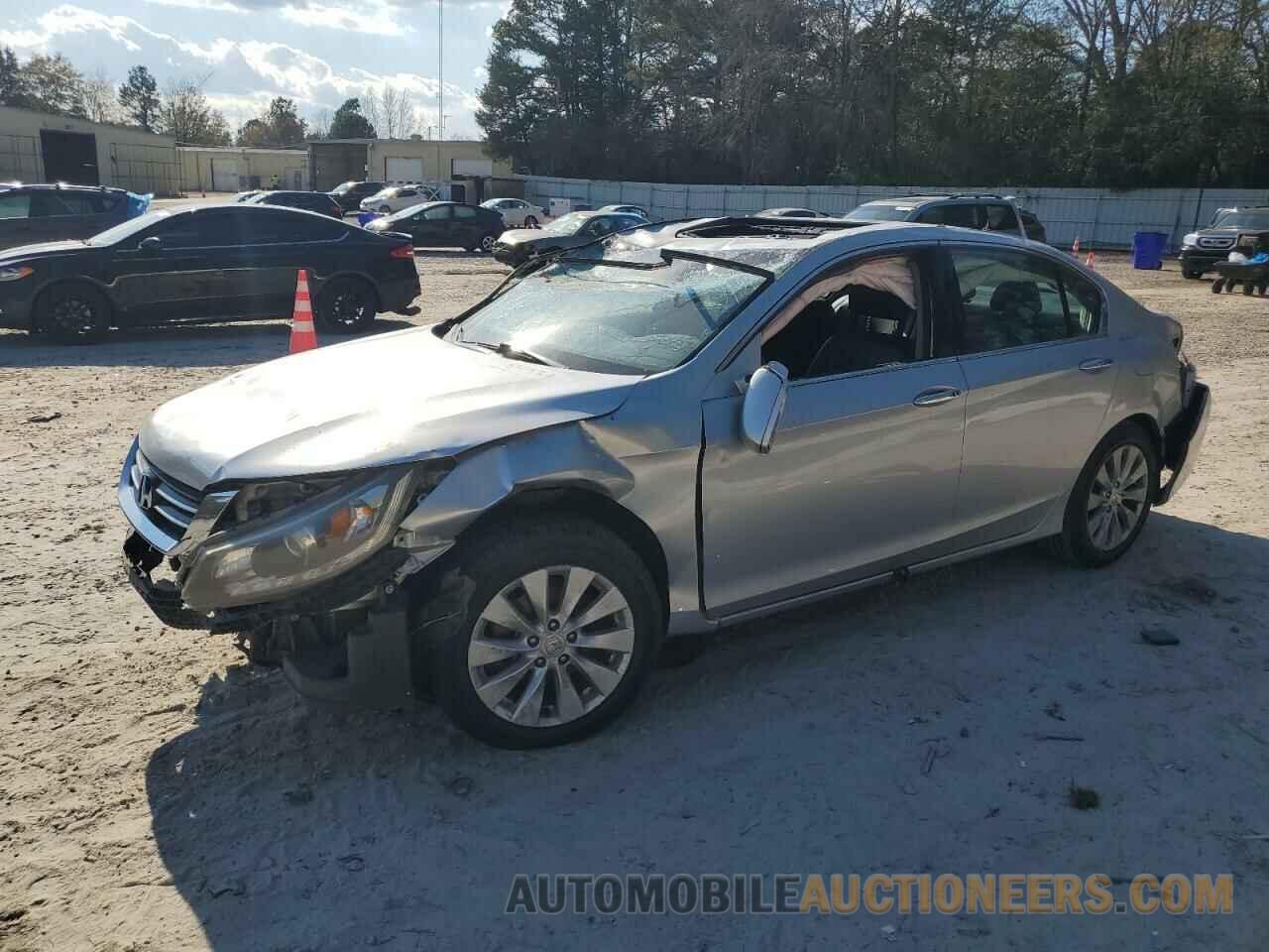 1HGCR3F87FA001183 HONDA ACCORD 2015