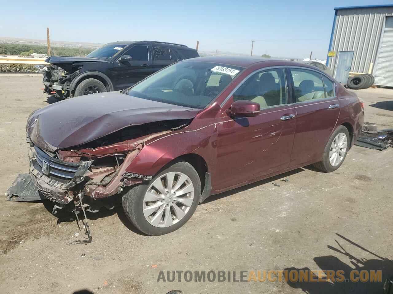 1HGCR3F88EA033266 HONDA ACCORD 2014