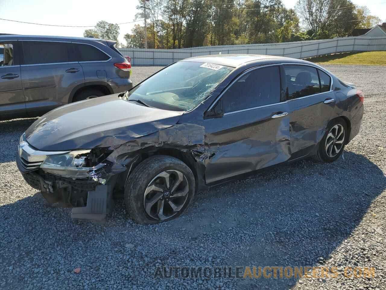 1HGCR3F88HA033823 HONDA ACCORD 2017