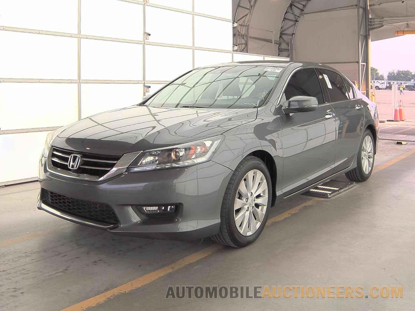 1HGCR3F8XFA007902 Honda Accord Sedan 2015