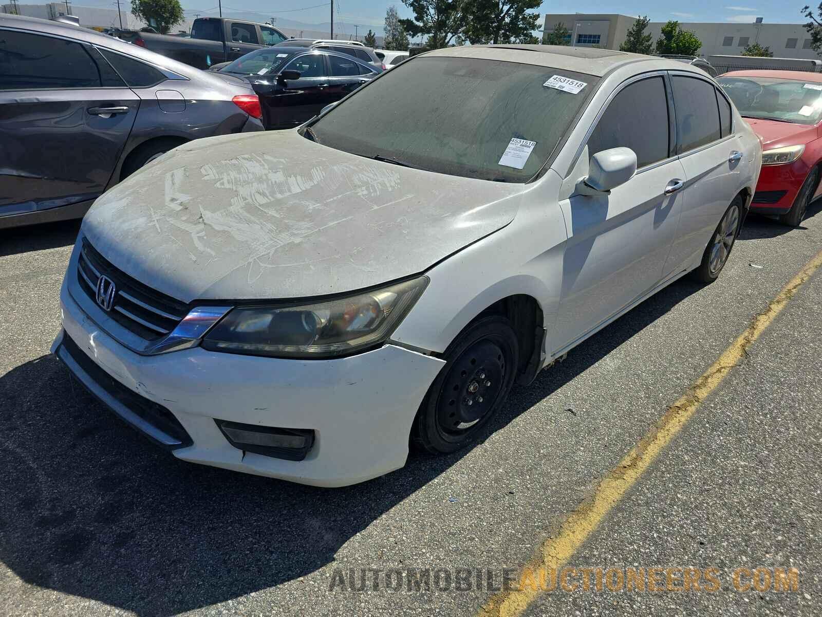 1HGCR3F8XFA009116 Honda Accord Sedan 2015