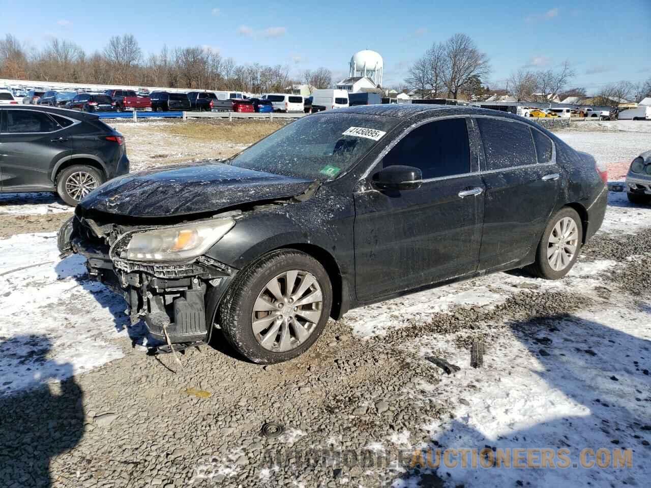 1HGCR3F92DA023825 HONDA ACCORD 2013