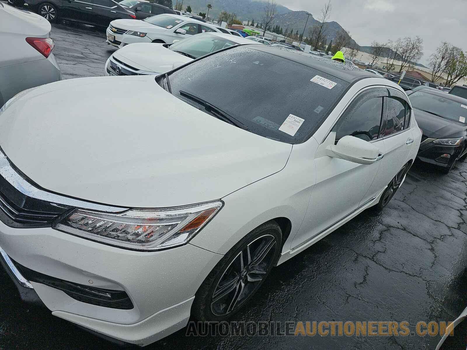 1HGCR3F92GA010027 Honda Accord Sedan 2016