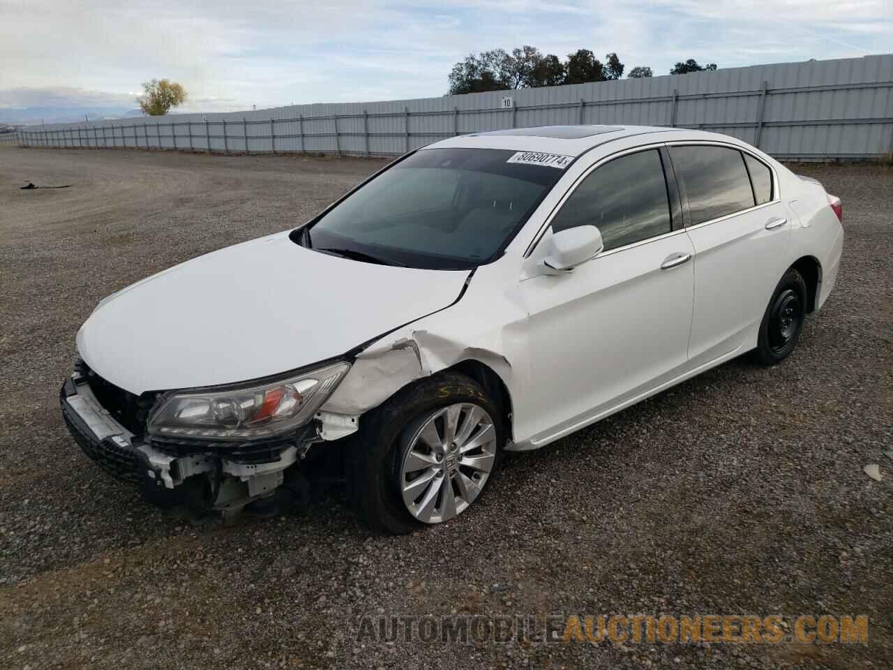 1HGCR3F94FA038085 HONDA ACCORD 2015