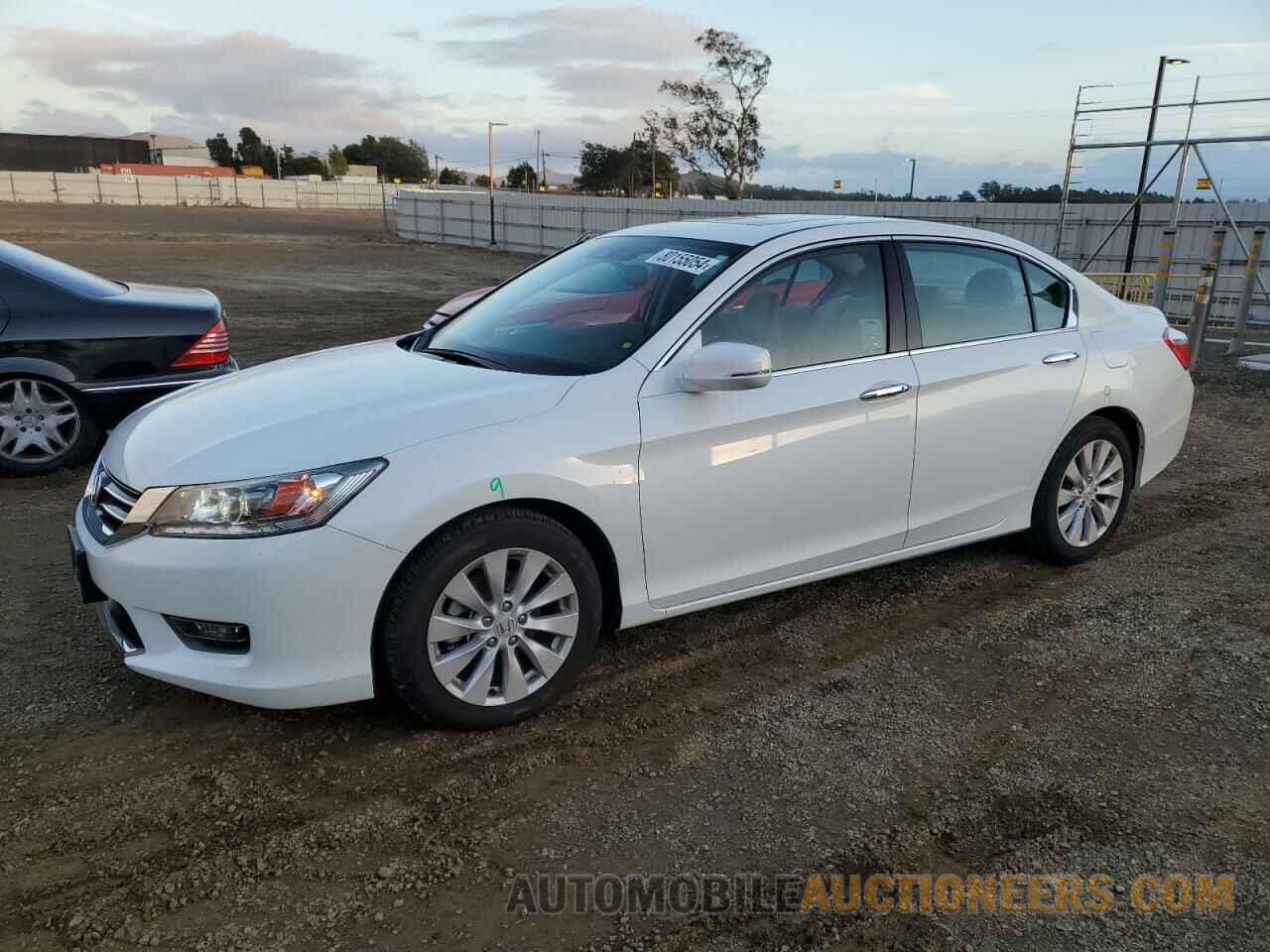 1HGCR3F95FA012658 HONDA ACCORD 2015