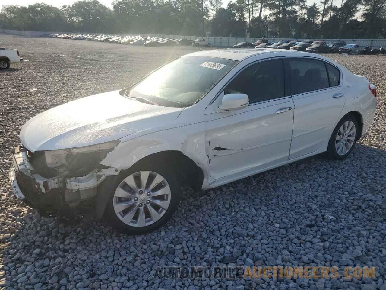 1HGCR3F97DA040801 HONDA ACCORD 2013