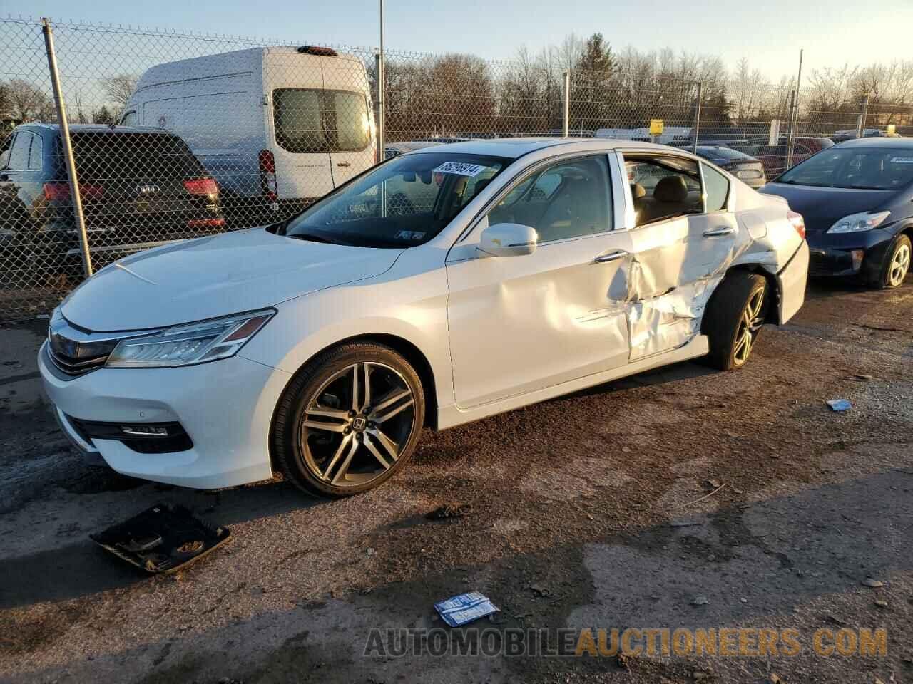 1HGCR3F97HA010302 HONDA ACCORD 2017