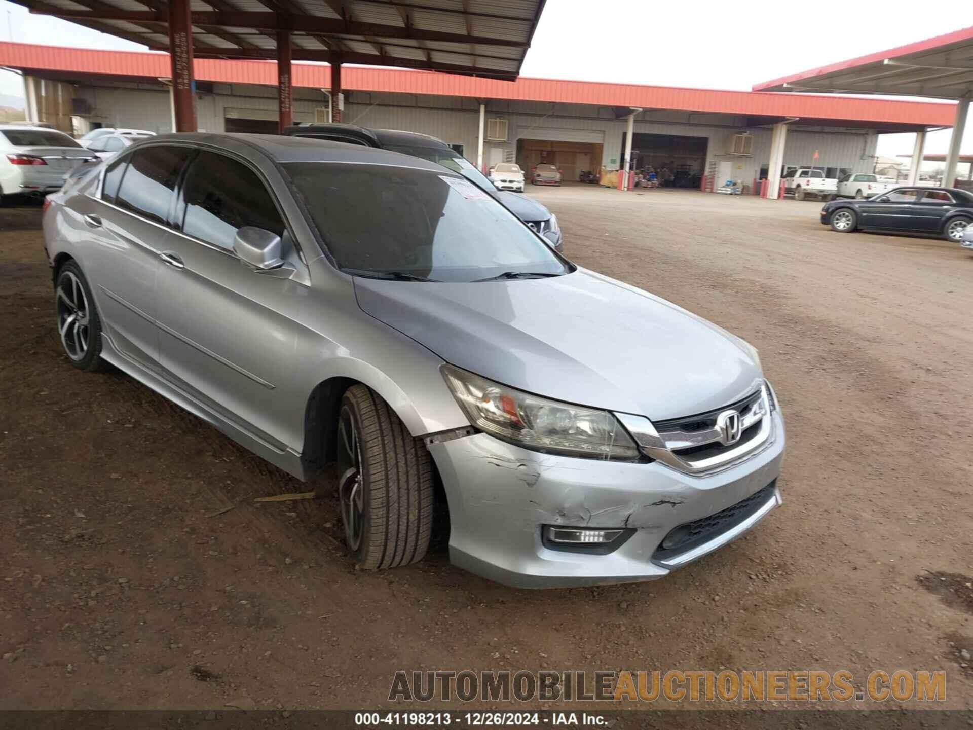 1HGCR3F98DA031590 HONDA ACCORD 2013