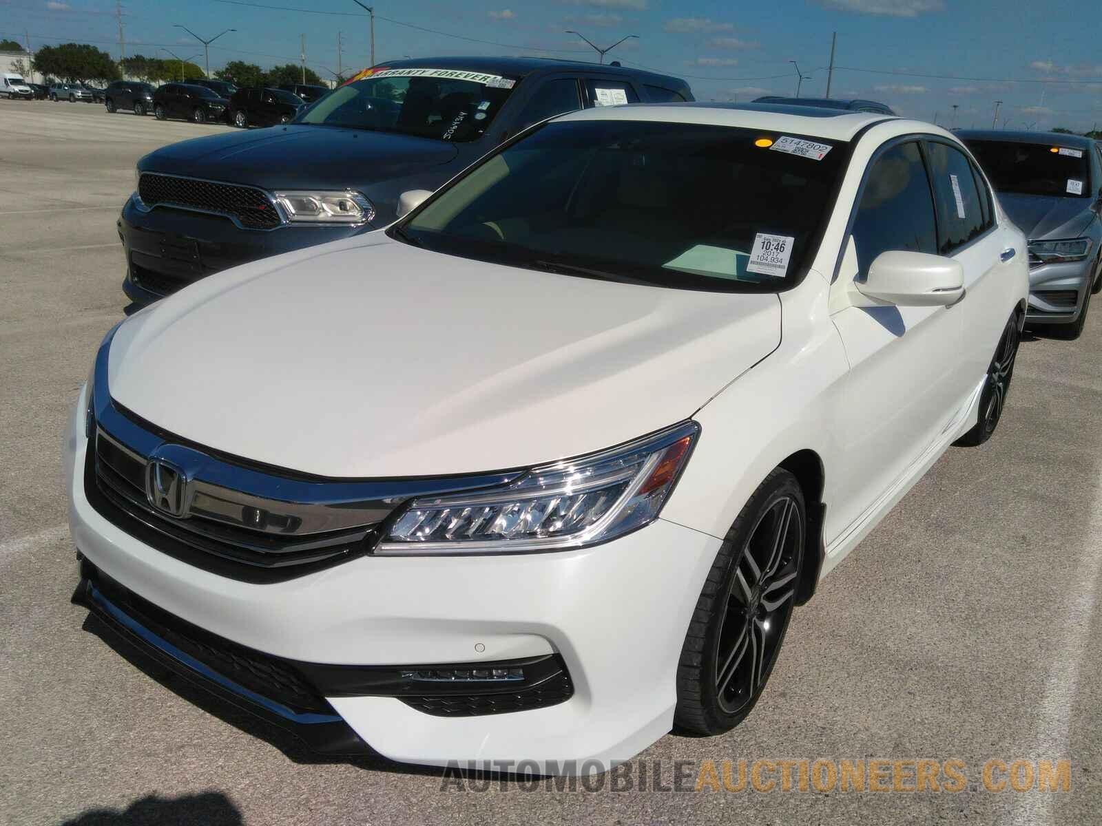 1HGCR3F9XHA021732 Honda Accord Sedan 2017