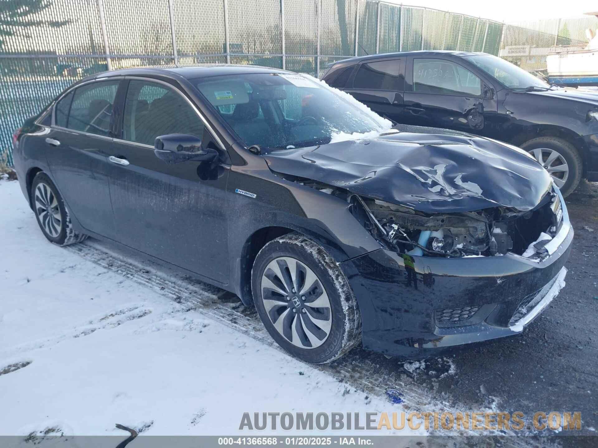 1HGCR6F52EA007818 HONDA ACCORD HYBRID 2014