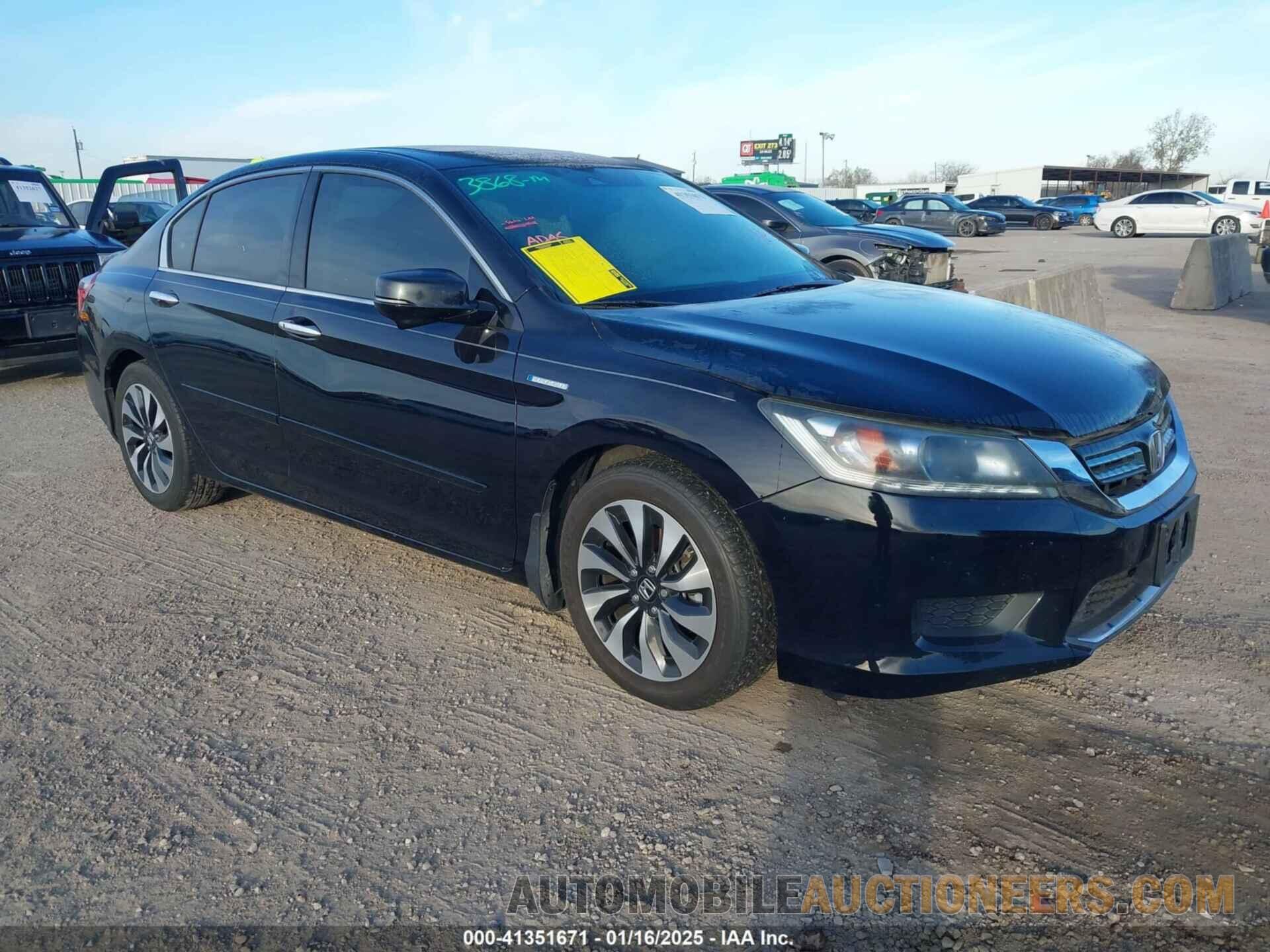 1HGCR6F56FA006592 HONDA ACCORD HYBRID 2015