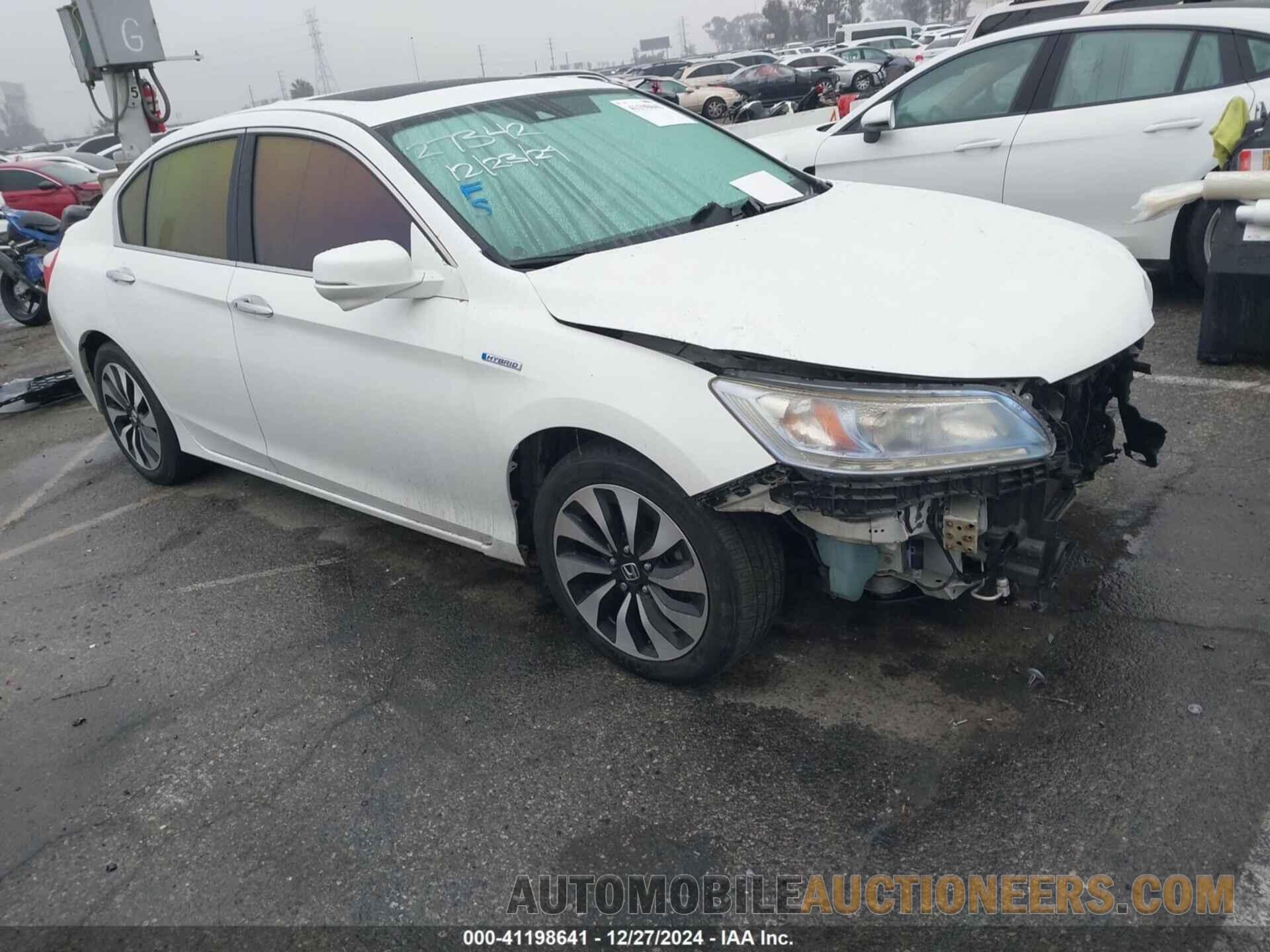 1HGCR6F70FA010557 HONDA ACCORD HYBRID 2015