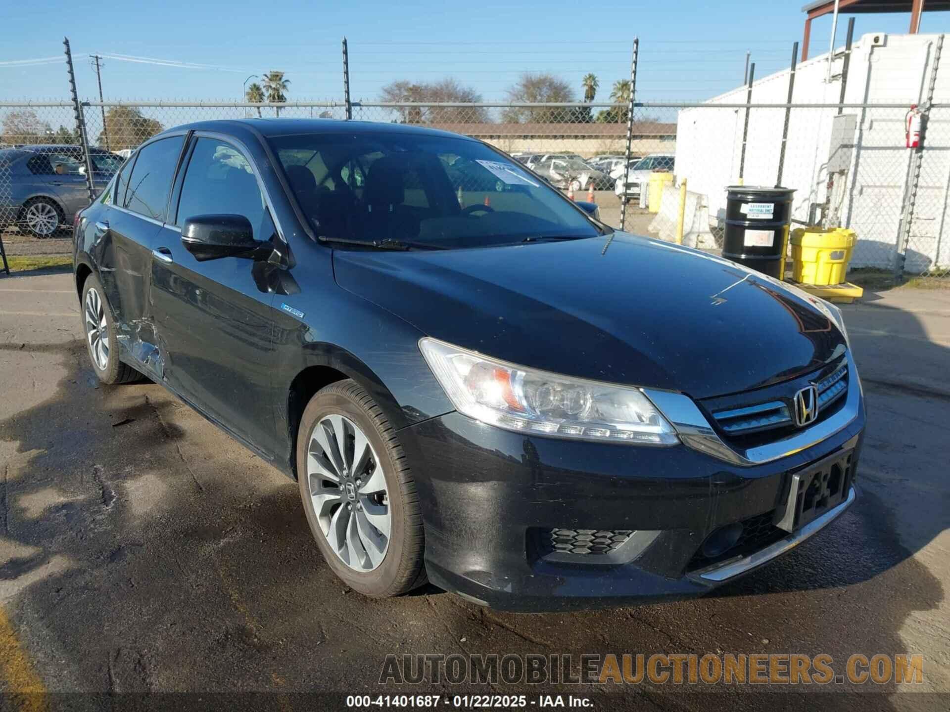 1HGCR6F74FA006754 HONDA ACCORD HYBRID 2015