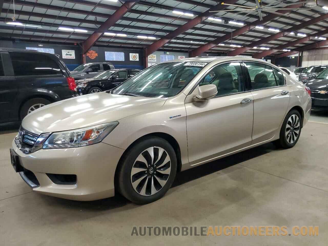 1HGCR6F76FA009767 HONDA ACCORD 2015