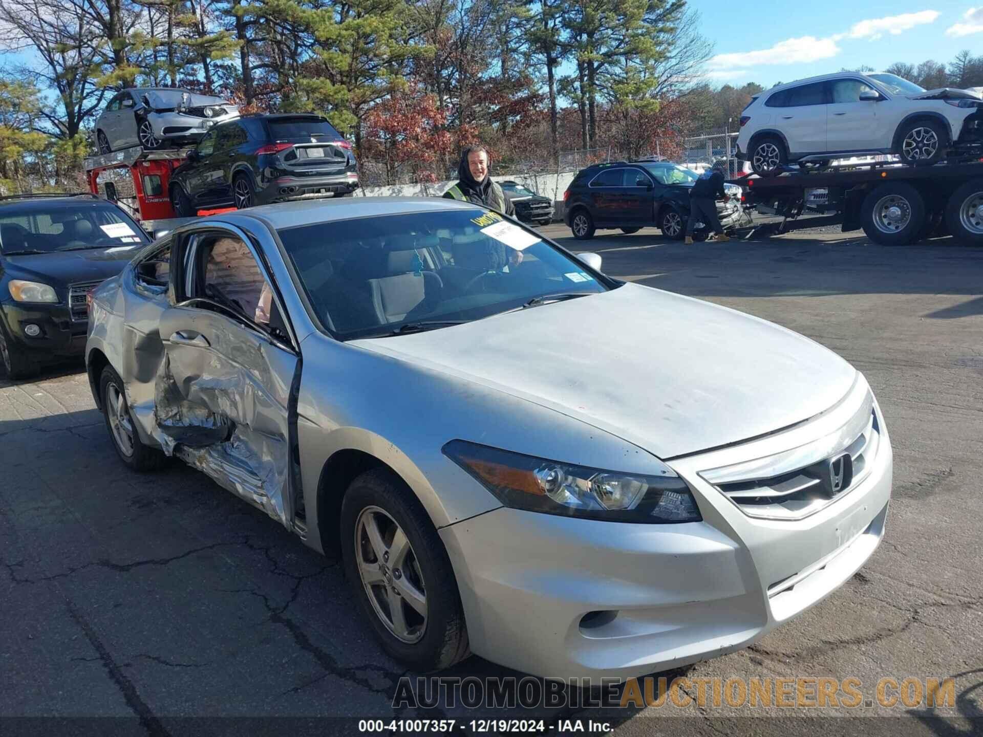 1HGCS1B32CA013689 HONDA ACCORD 2012