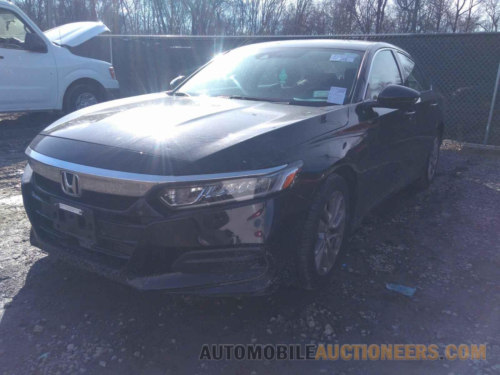 1HGCV1F10JA005541 Honda Accord Sedan 2018