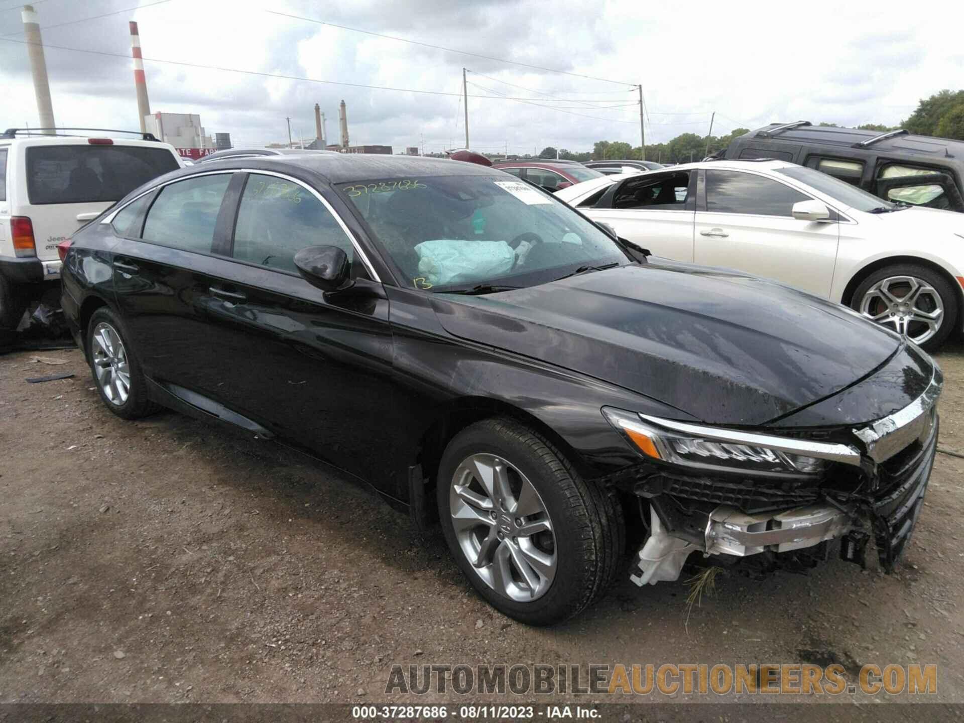 1HGCV1F10JA084709 HONDA ACCORD SEDAN 2018