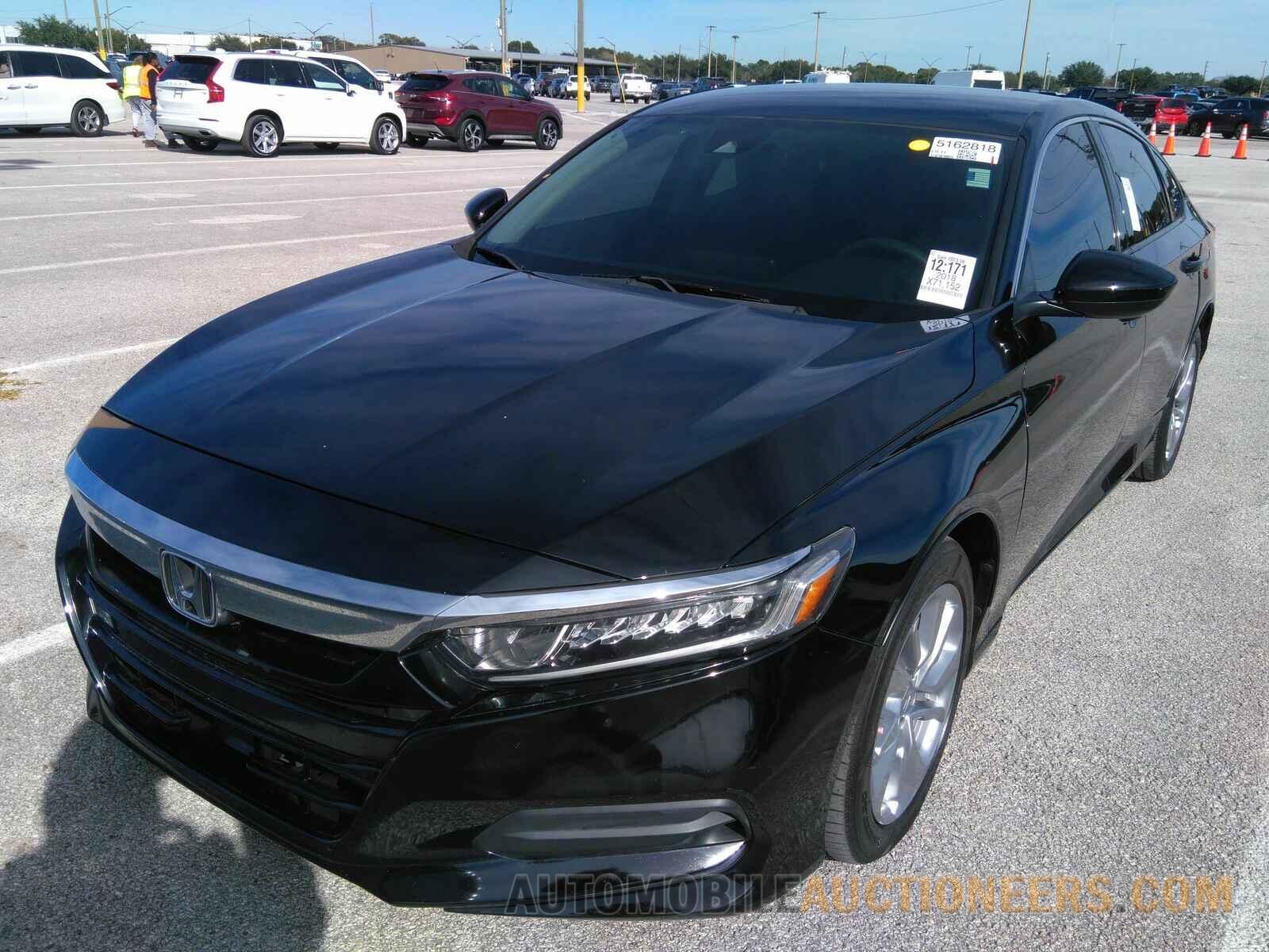 1HGCV1F1XJA066735 Honda Accord Sedan 2018