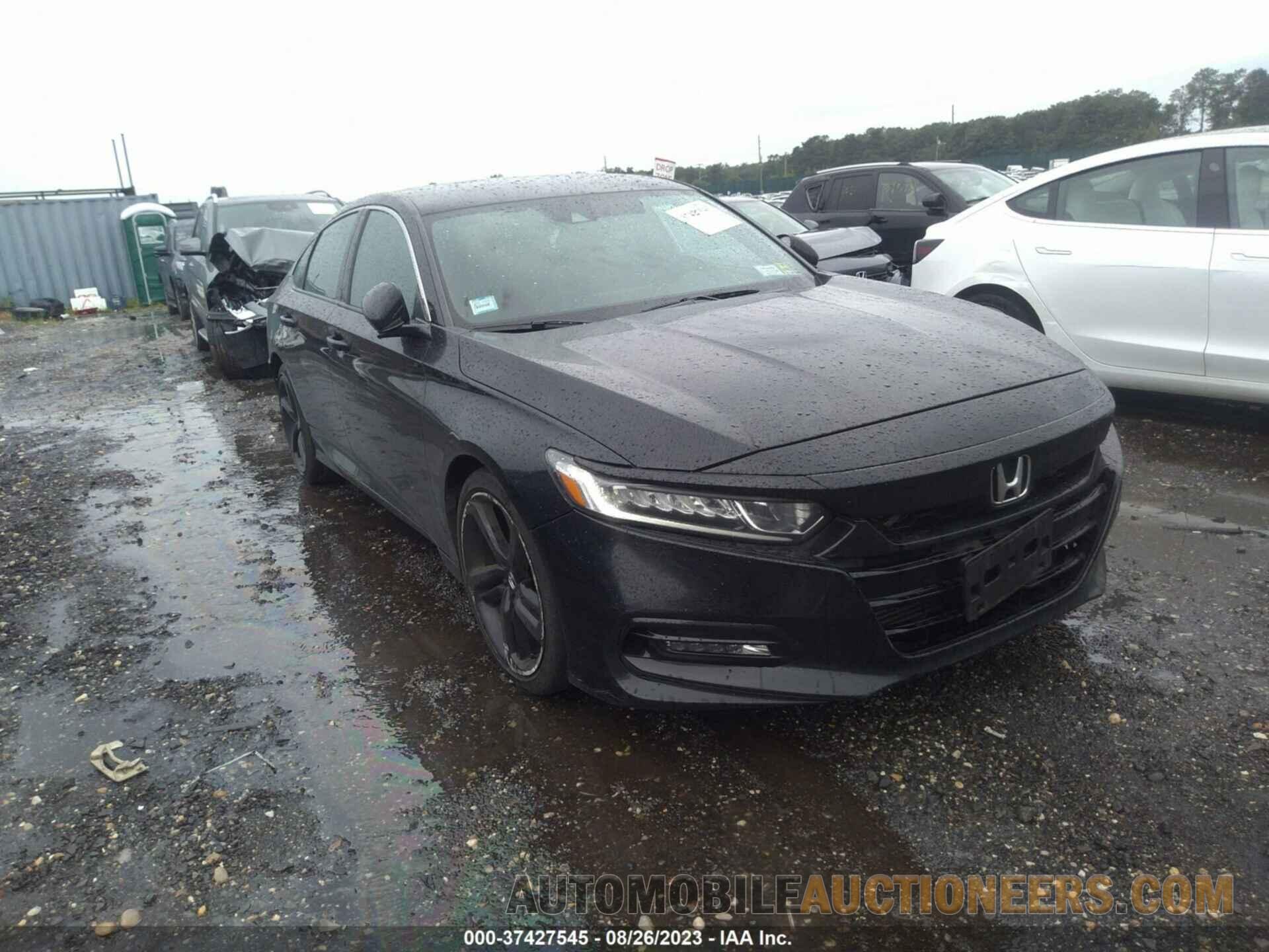 1HGCV1F30JA068155 HONDA ACCORD SEDAN 2018