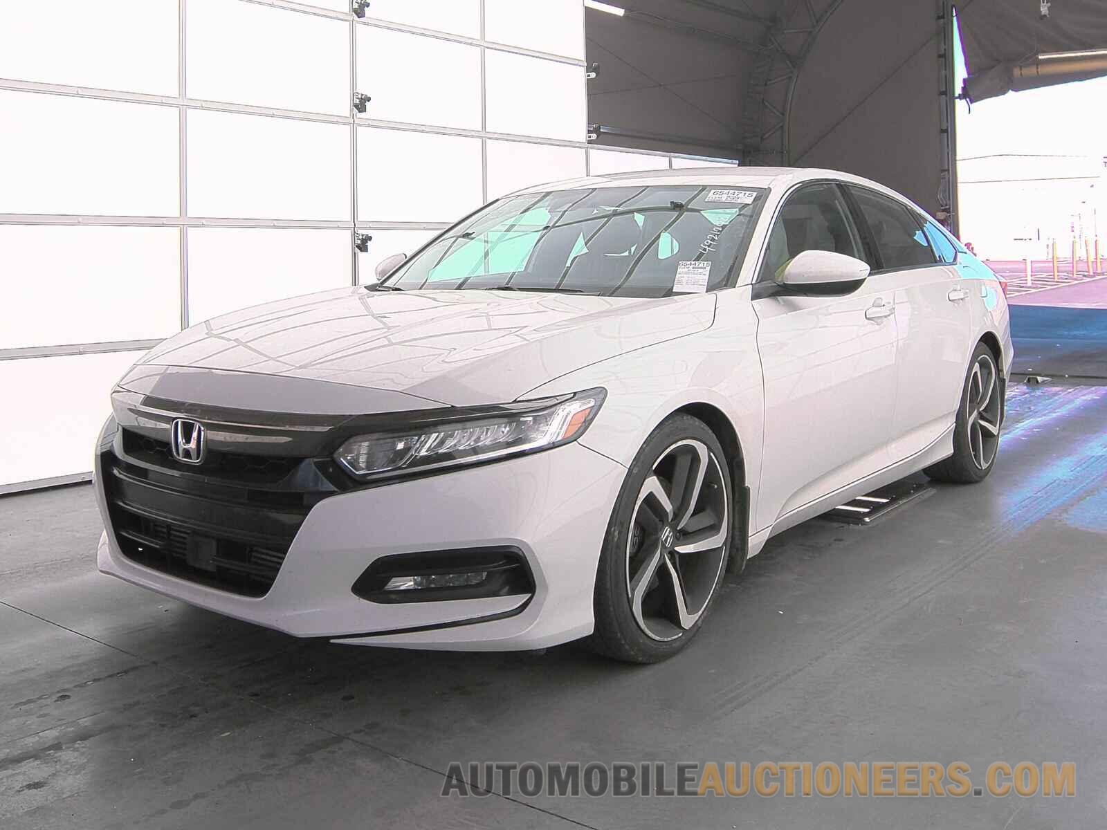 1HGCV1F30JA185766 Honda Accord Sedan 2018