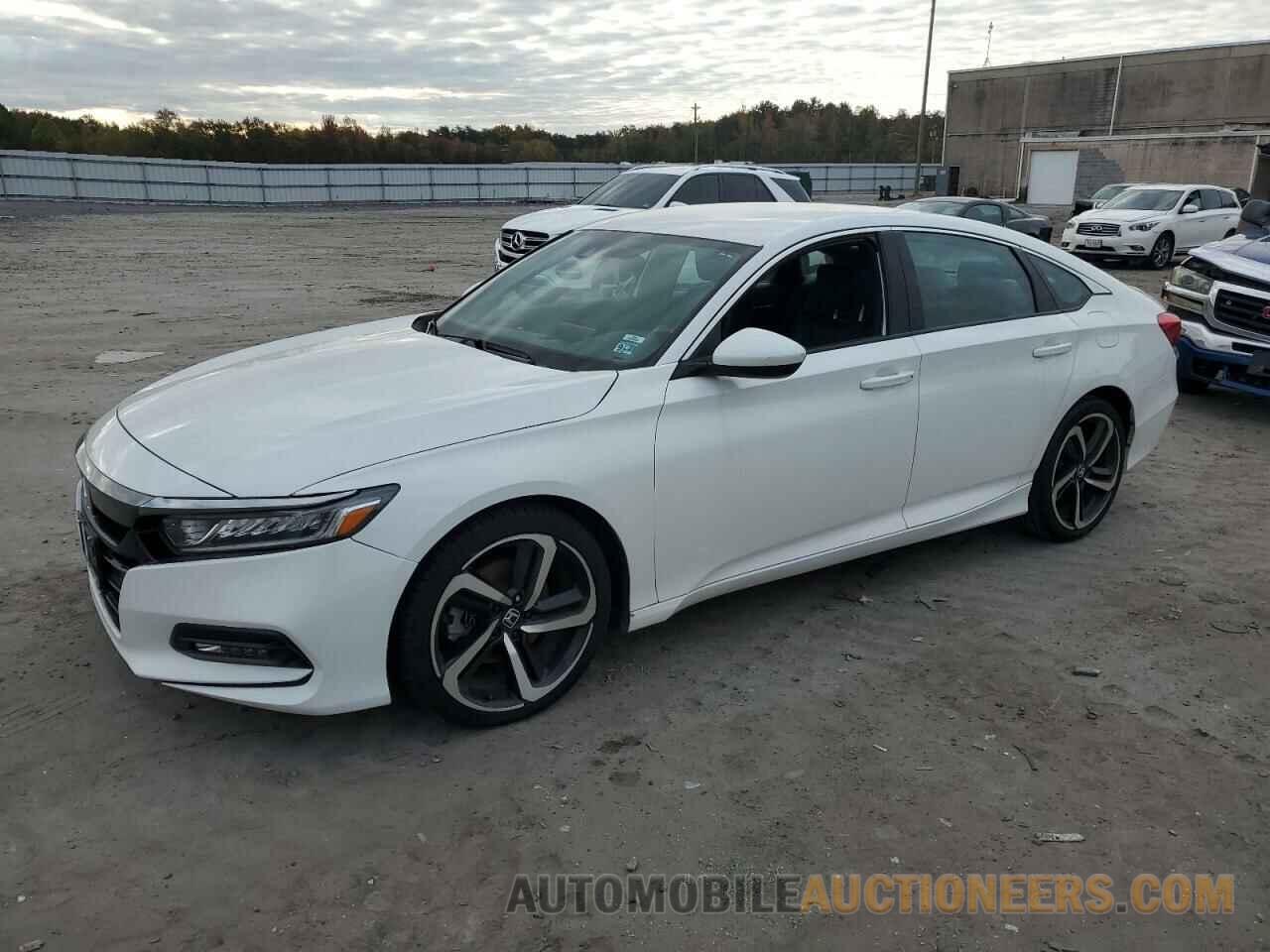 1HGCV1F31KA173725 HONDA ACCORD 2019