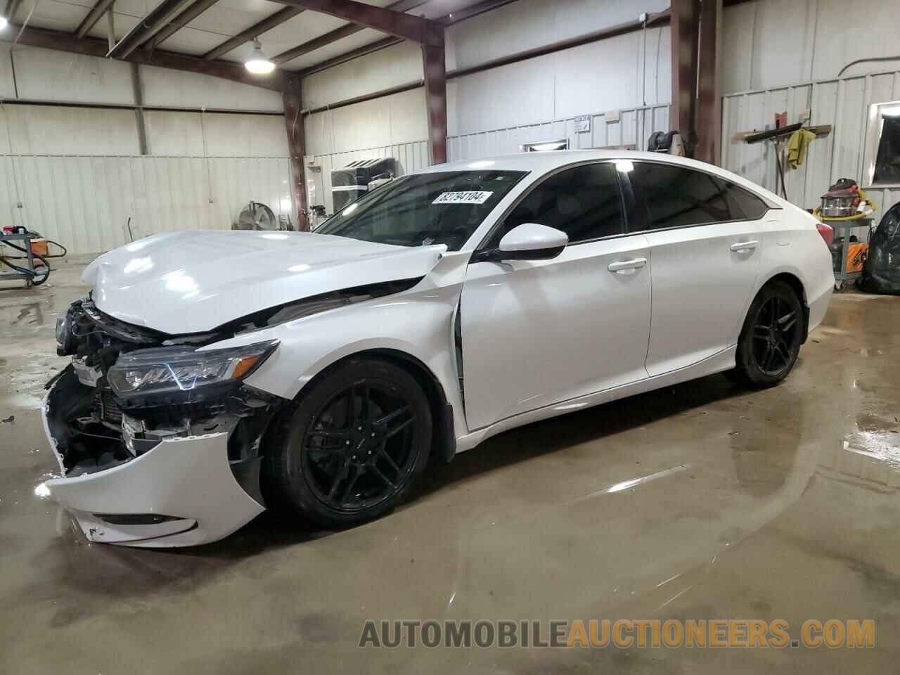 1HGCV1F32JA075544 HONDA ACCORD 2018