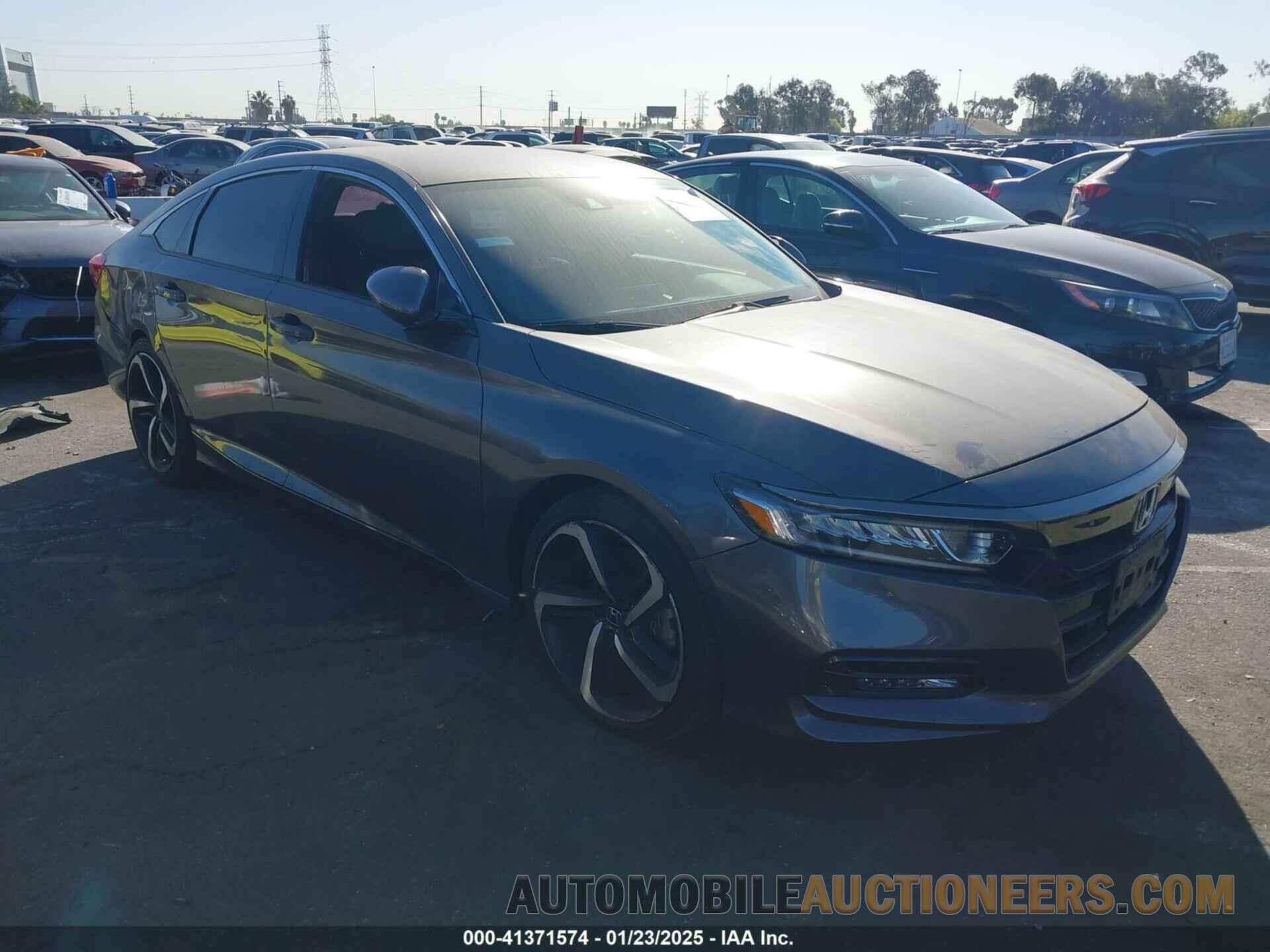 1HGCV1F33JA216976 HONDA ACCORD 2018