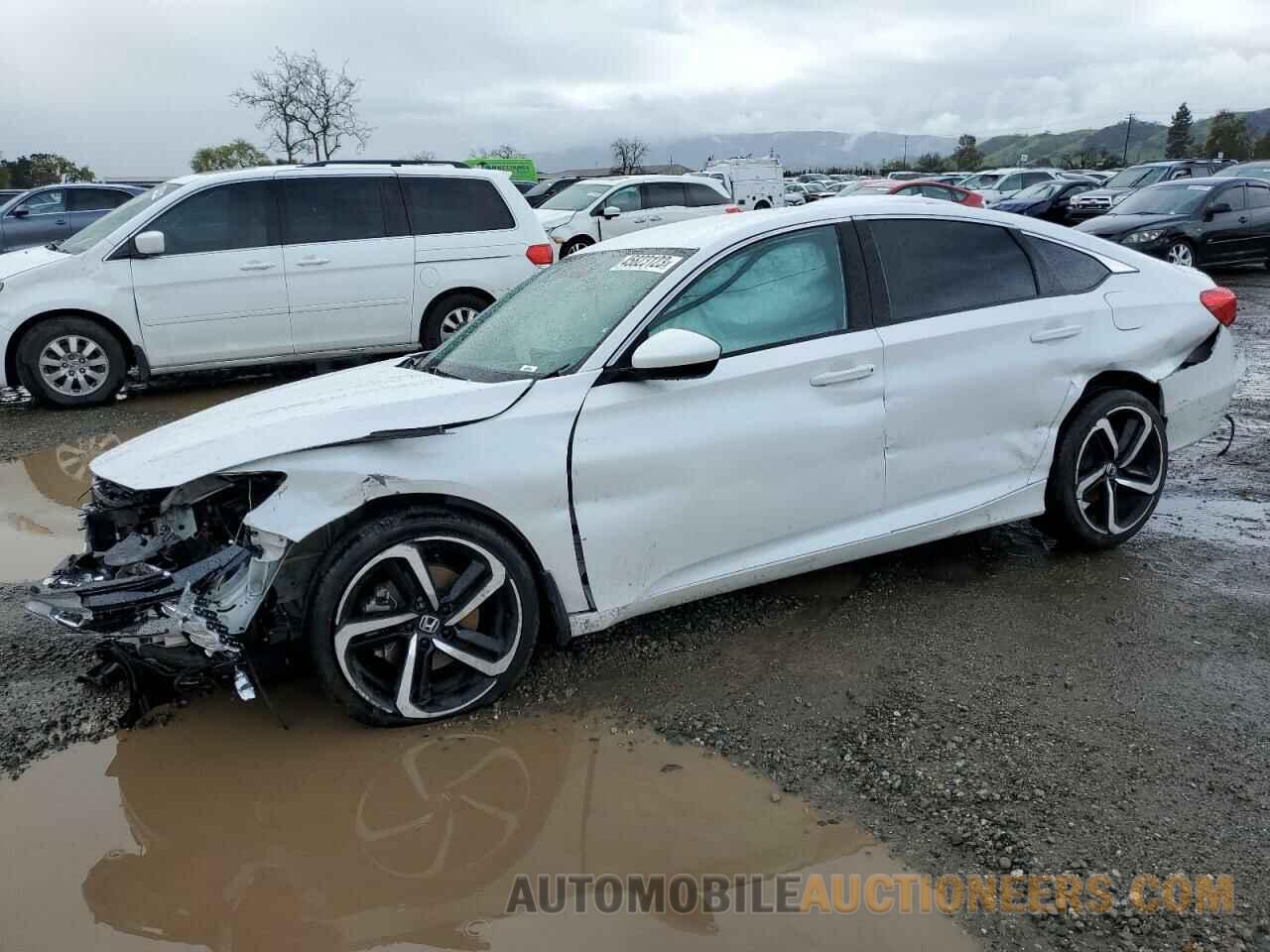 1HGCV1F33JA255745 HONDA ACCORD 2018