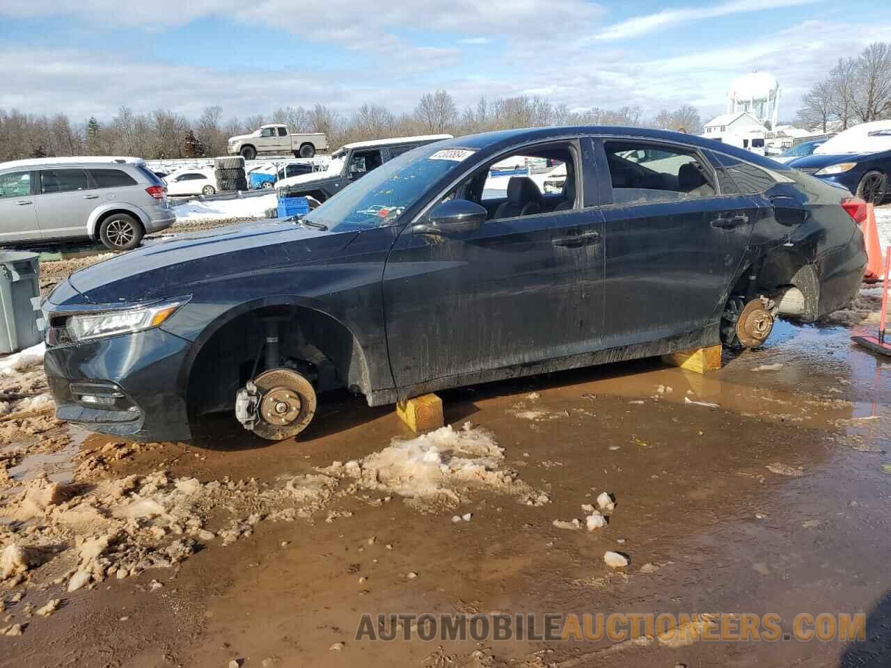 1HGCV1F34JA266561 HONDA ACCORD 2018