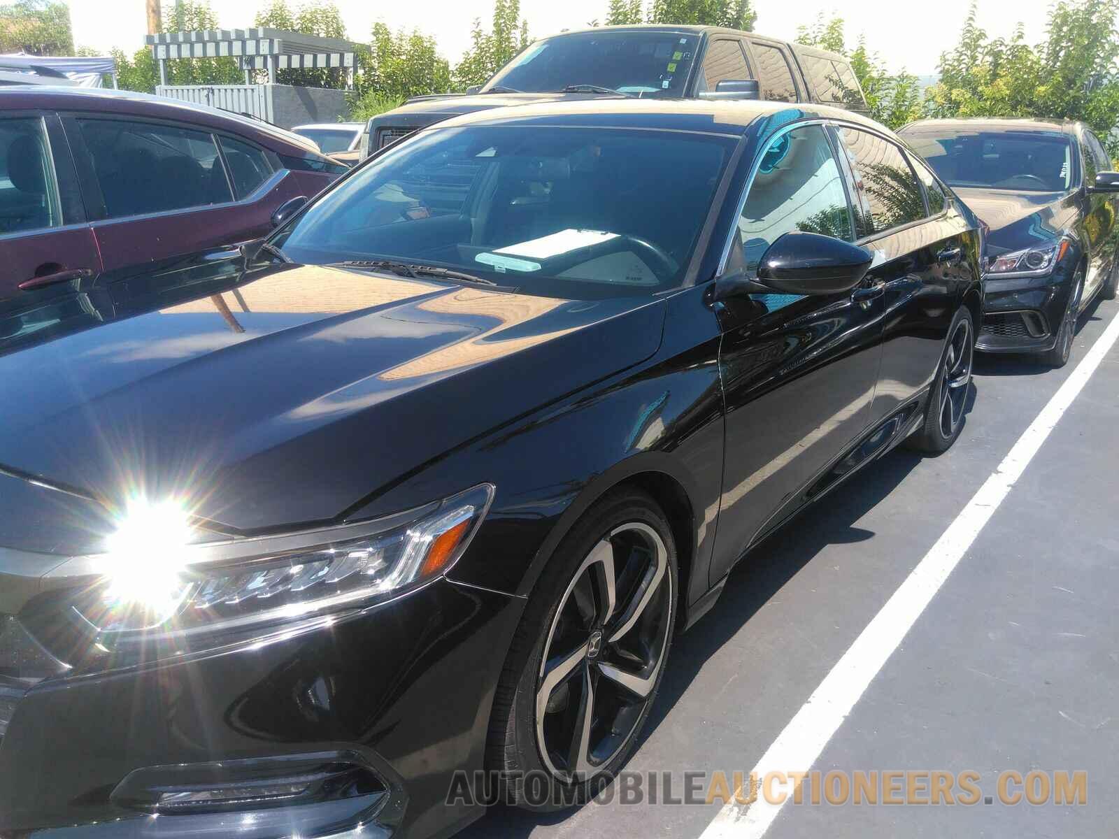 1HGCV1F35JA103305 Honda Accord Sedan 2018