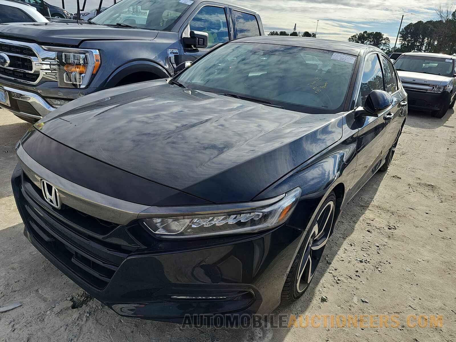 1HGCV1F3XKA056581 Honda Accord Sedan 2019