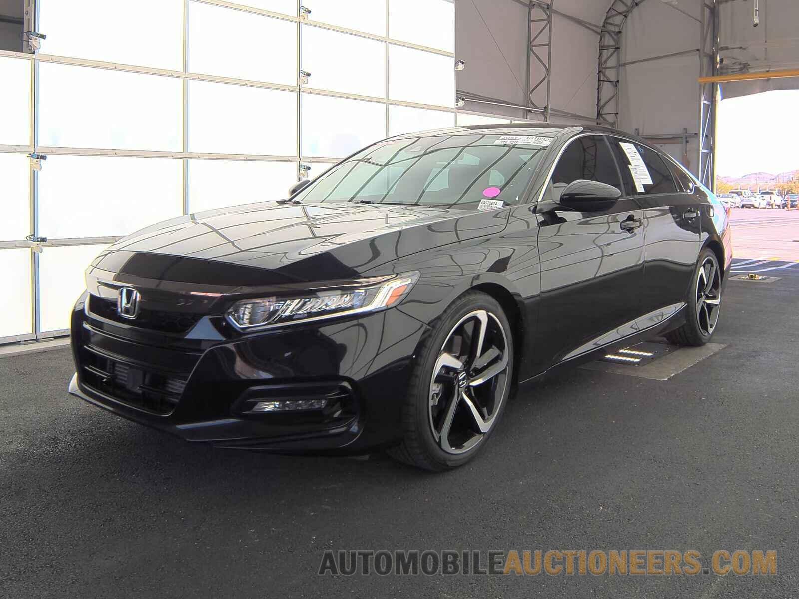 1HGCV1F3XKA070674 Honda Accord Sedan 2019