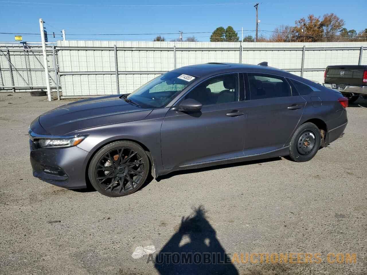 1HGCV1F45JA175324 HONDA ACCORD 2018