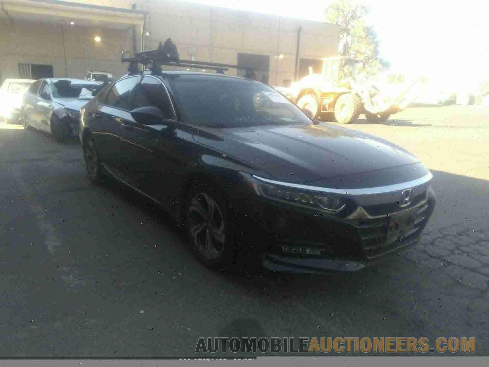 1HGCV1F46JA027554 HONDA ACCORD SEDAN 2018