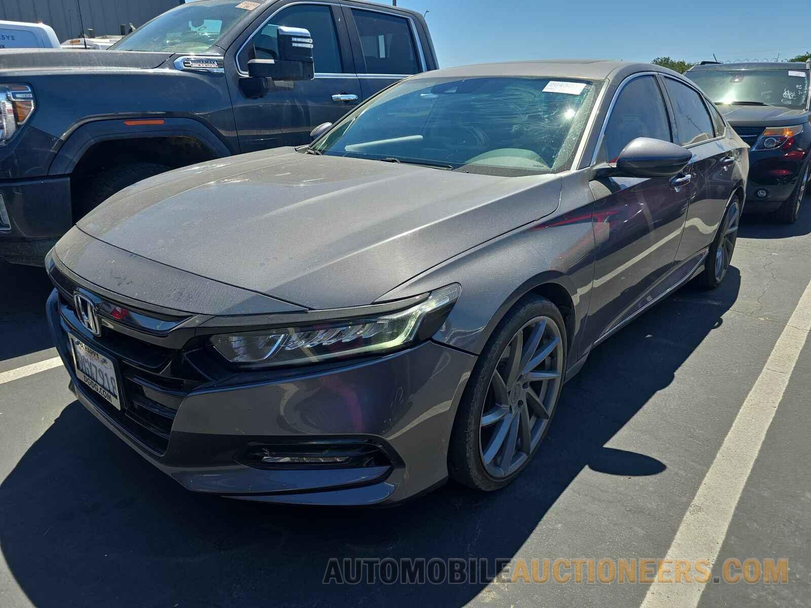 1HGCV1F53JA017461 Honda Accord Sedan 2018