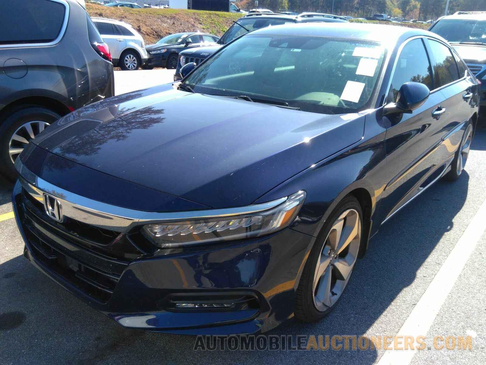 1HGCV1F90JA081637 Honda Accord Sedan 2018