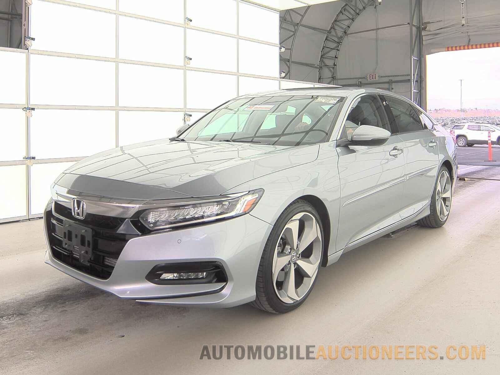 1HGCV1F90JA119710 Honda Accord Sedan 2018