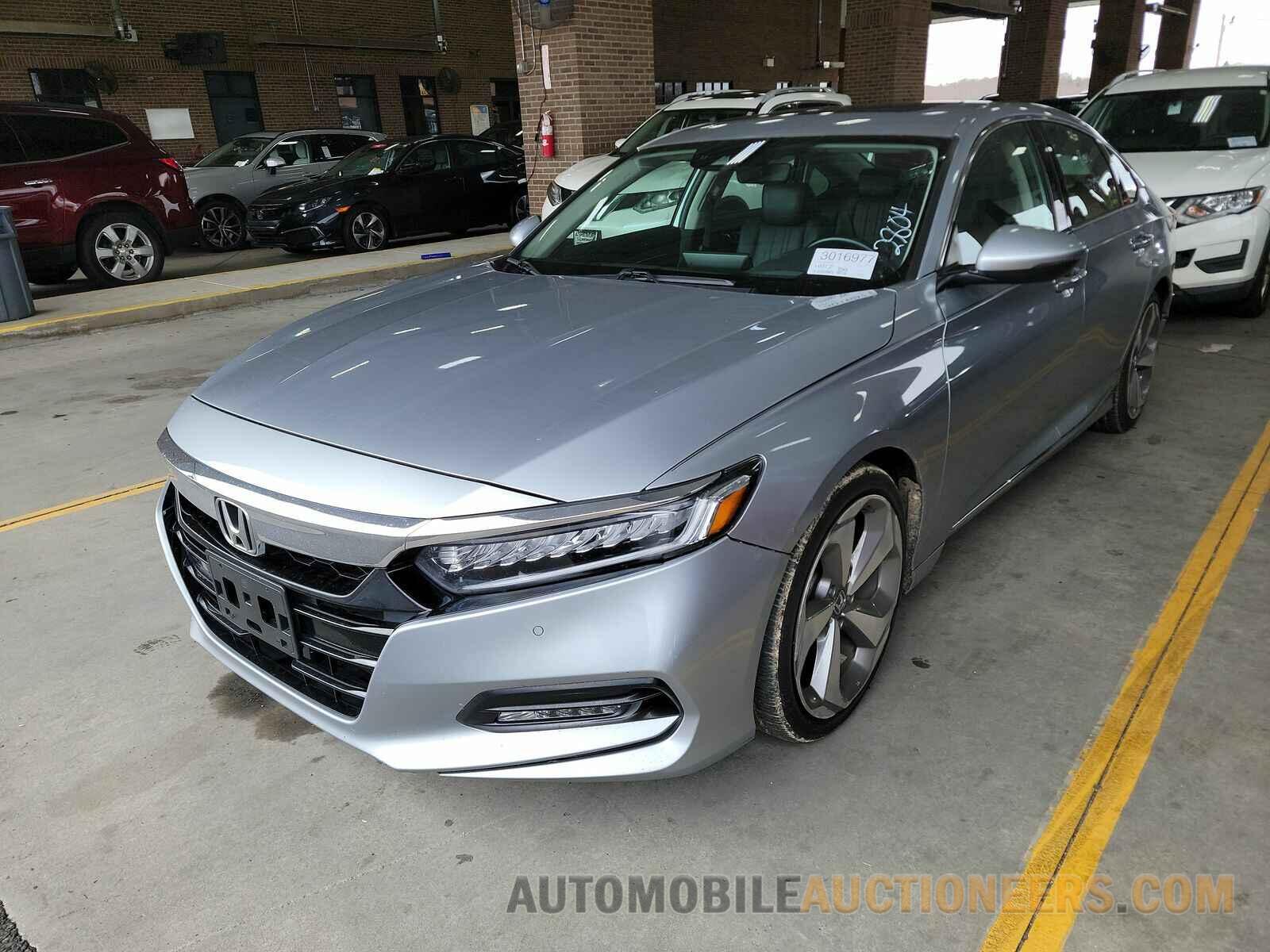 1HGCV1F92JA101743 Honda Accord Sedan 2018