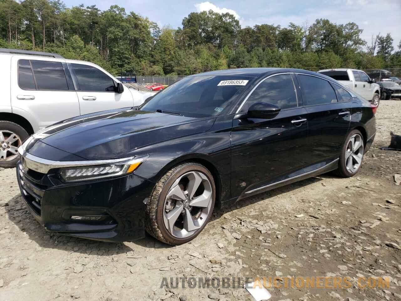 1HGCV1F92JA212115 HONDA ACCORD 2018