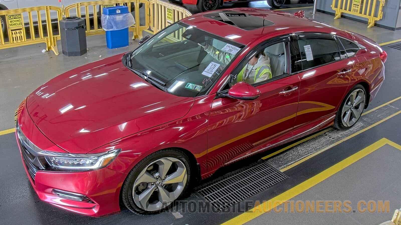 1HGCV1F93JA041388 Honda Accord Sedan 2018