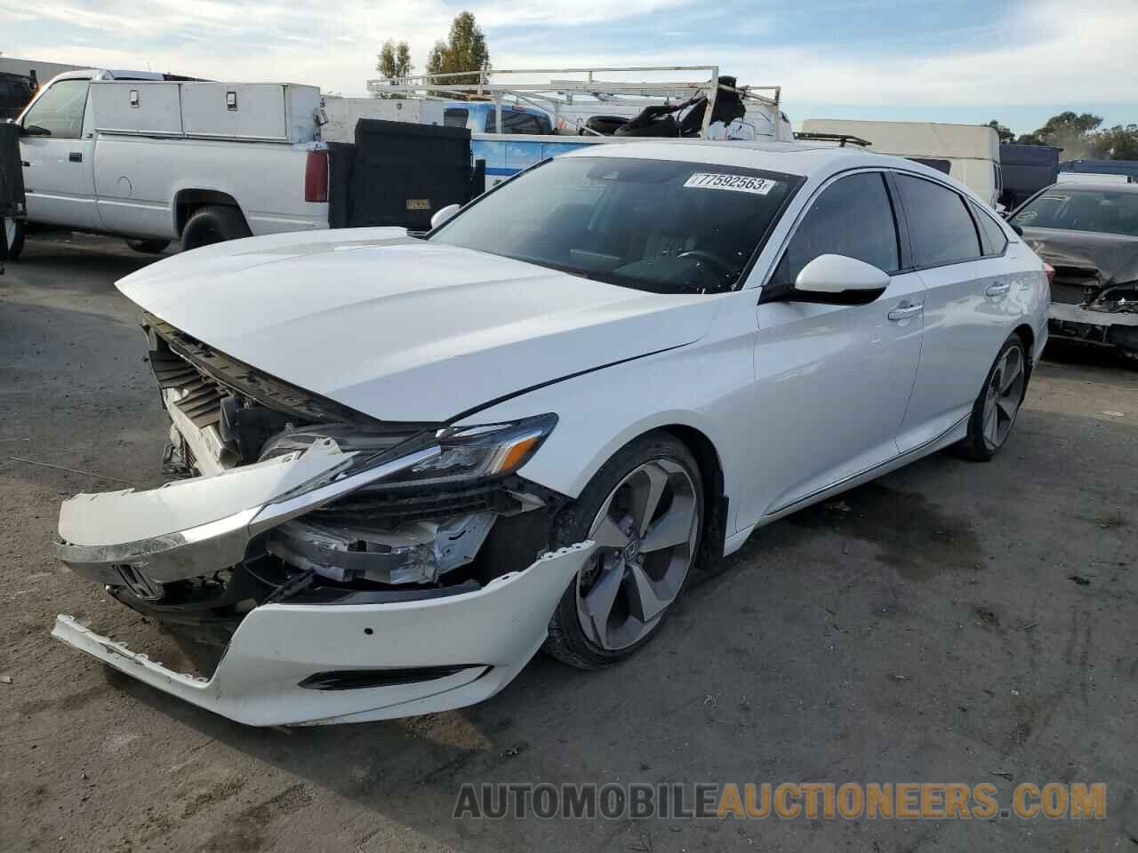 1HGCV1F94JA064050 HONDA ACCORD 2018