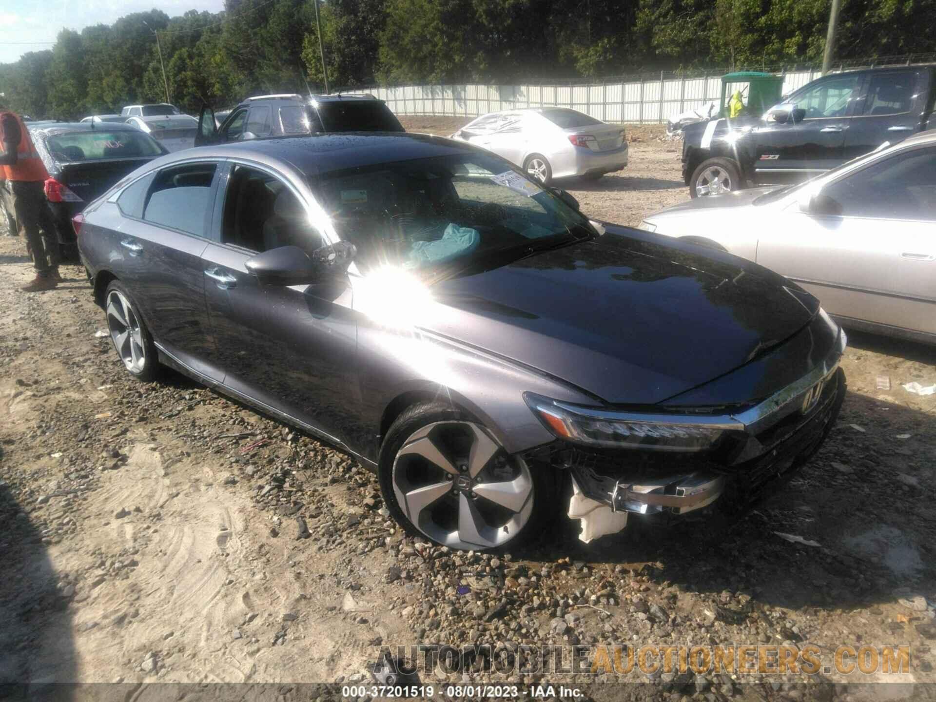 1HGCV1F96JA180690 HONDA ACCORD SEDAN 2018